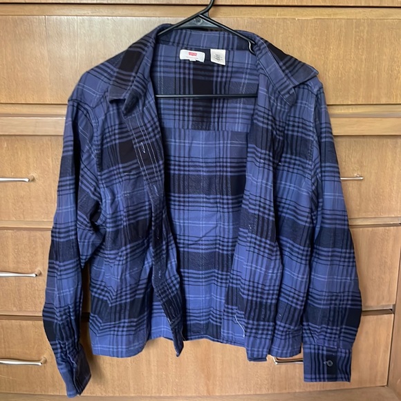 Levi’s Long Sleeve Blue Plaid Button Up Shirt - Picture 1 of 2